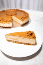 Load image into Gallery viewer, Biscoff cheesecake - Sweet Passion Cakes Aus
