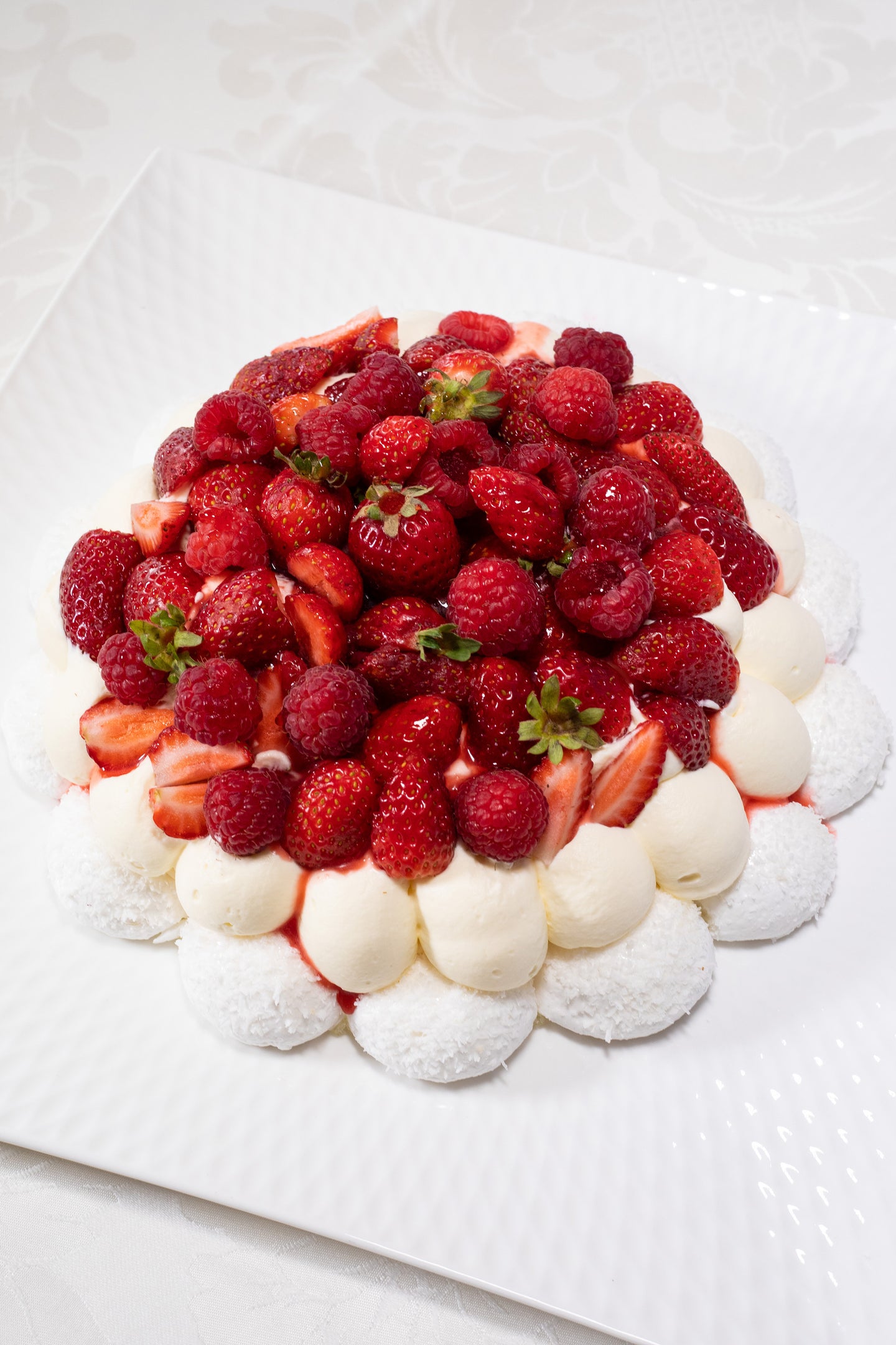 Strawberry Pavlova - Sweet Passion Cakes Aus